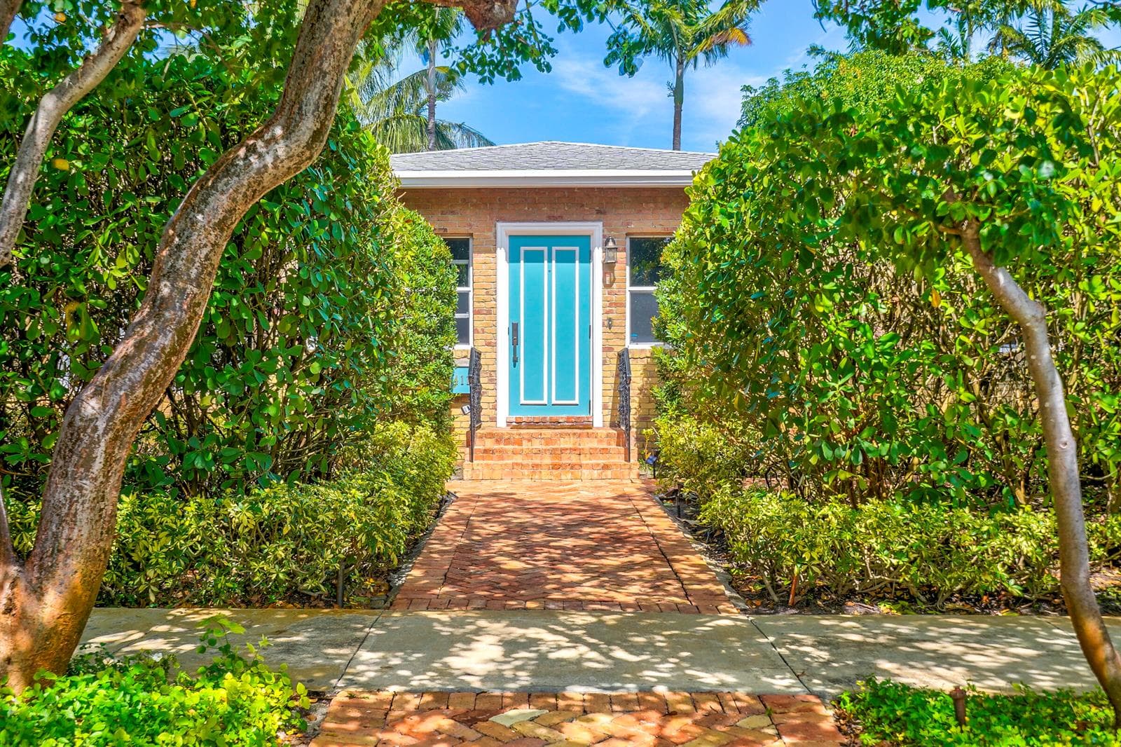 411 26th Street, West Palm Beach, FL 33407 photo 2
