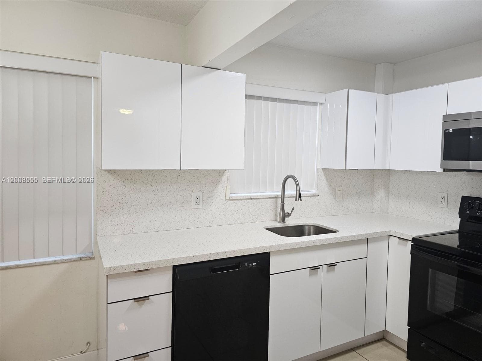 900 Tallwood Ave # 207, Hollywood, FL 33021 photo 5