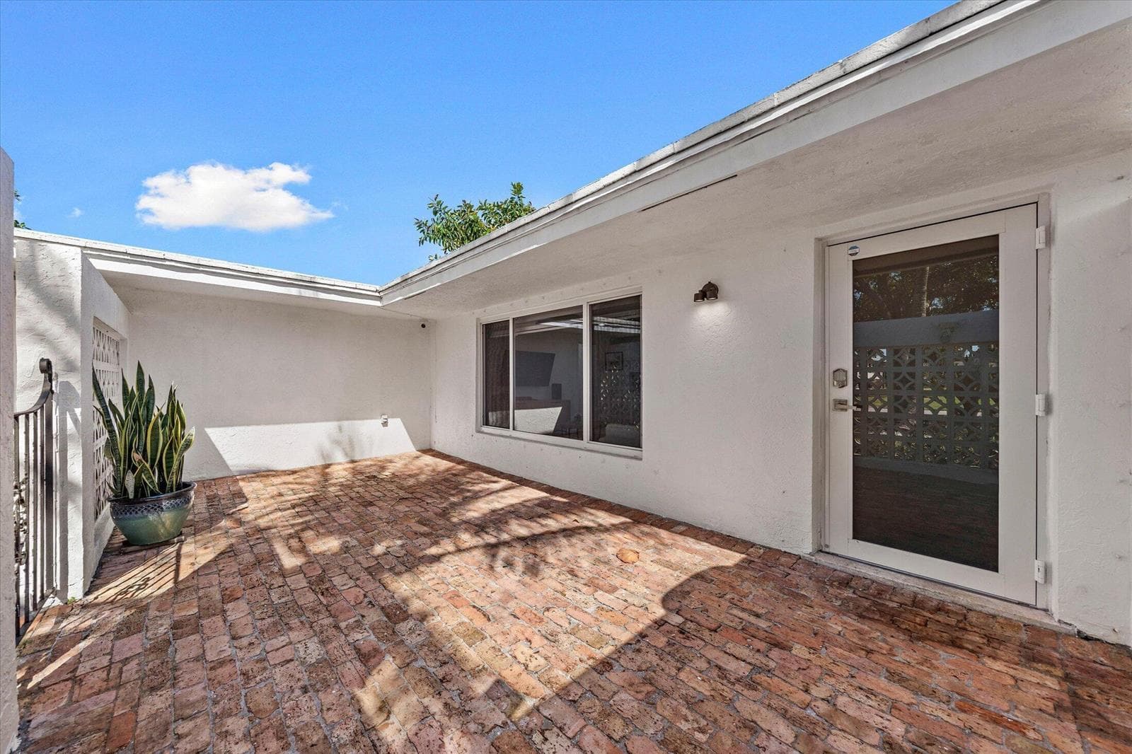 421 SW 18th Street, Pompano Beach, FL 33060 photo 5
