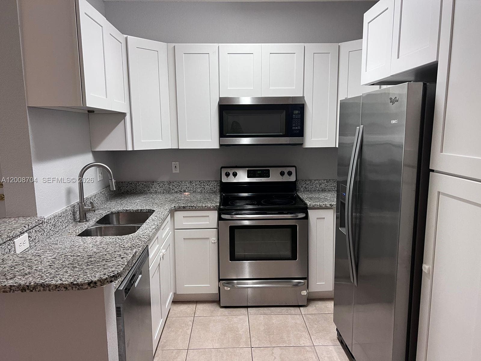 2544 Robert Trent Jones Drive # 825, Orlando, FL 32835 photo 4