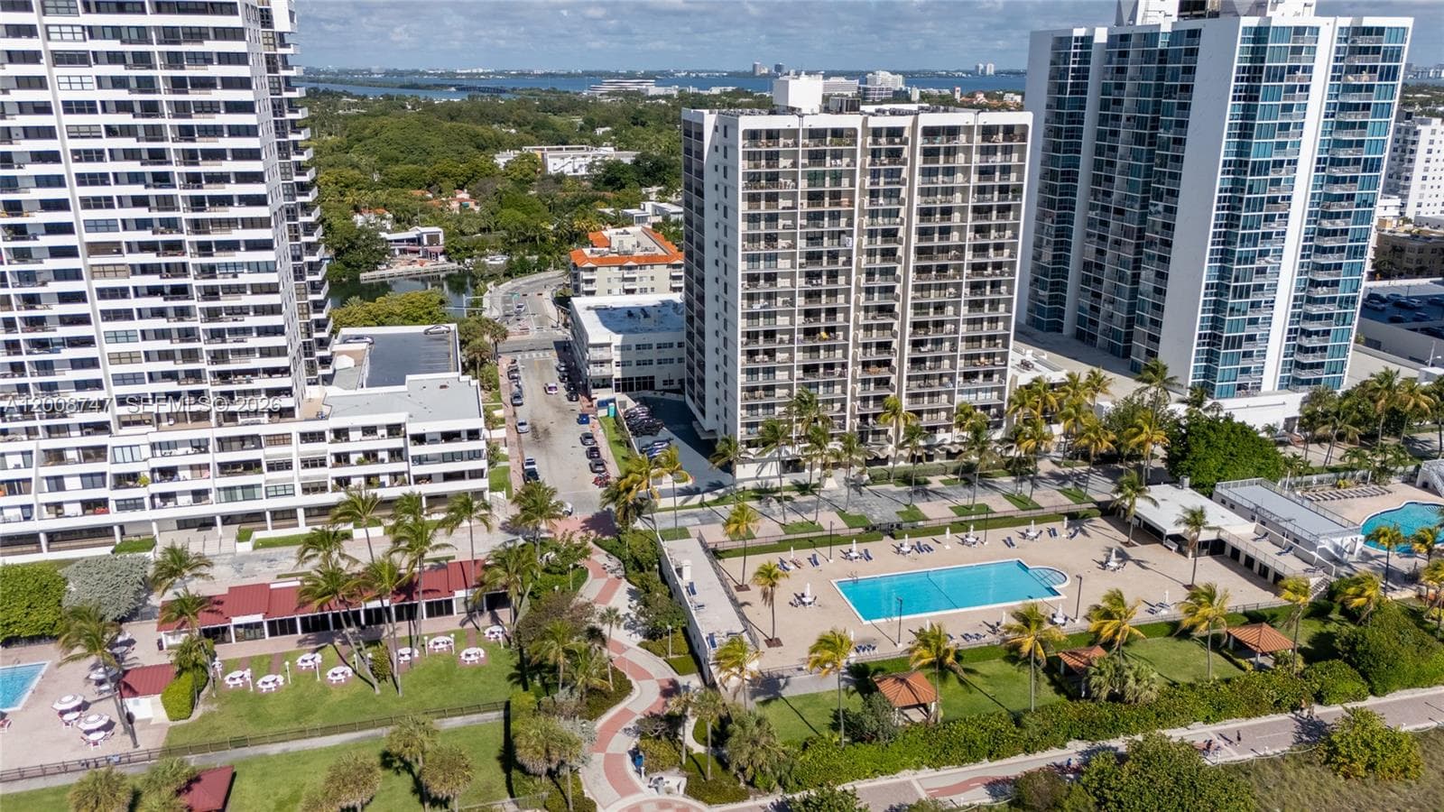 Oceanfront Plaza photo 2