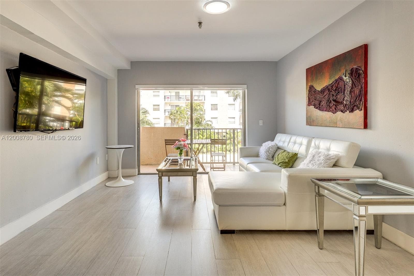 250 181st Dr # 102, Sunny Isles Beach, FL 33160 photo 2