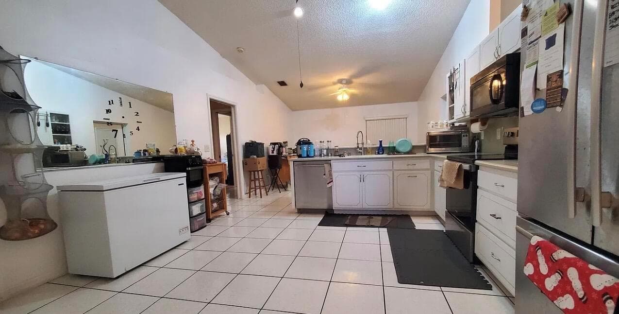 3004 SE Suntan Court SE, Palm Bay, FL 32909 photo 5