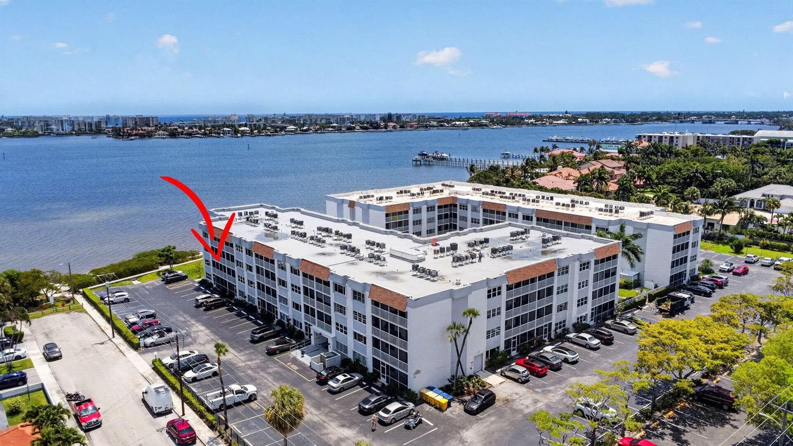 1502 S Lakeside Drive # 214, FL 33460 photo 2