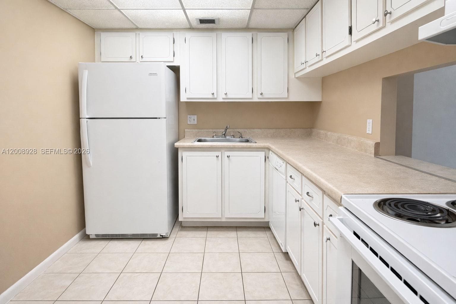 470 Executive Center Dr # 2D, West Palm Beach, FL 33401 photo 3