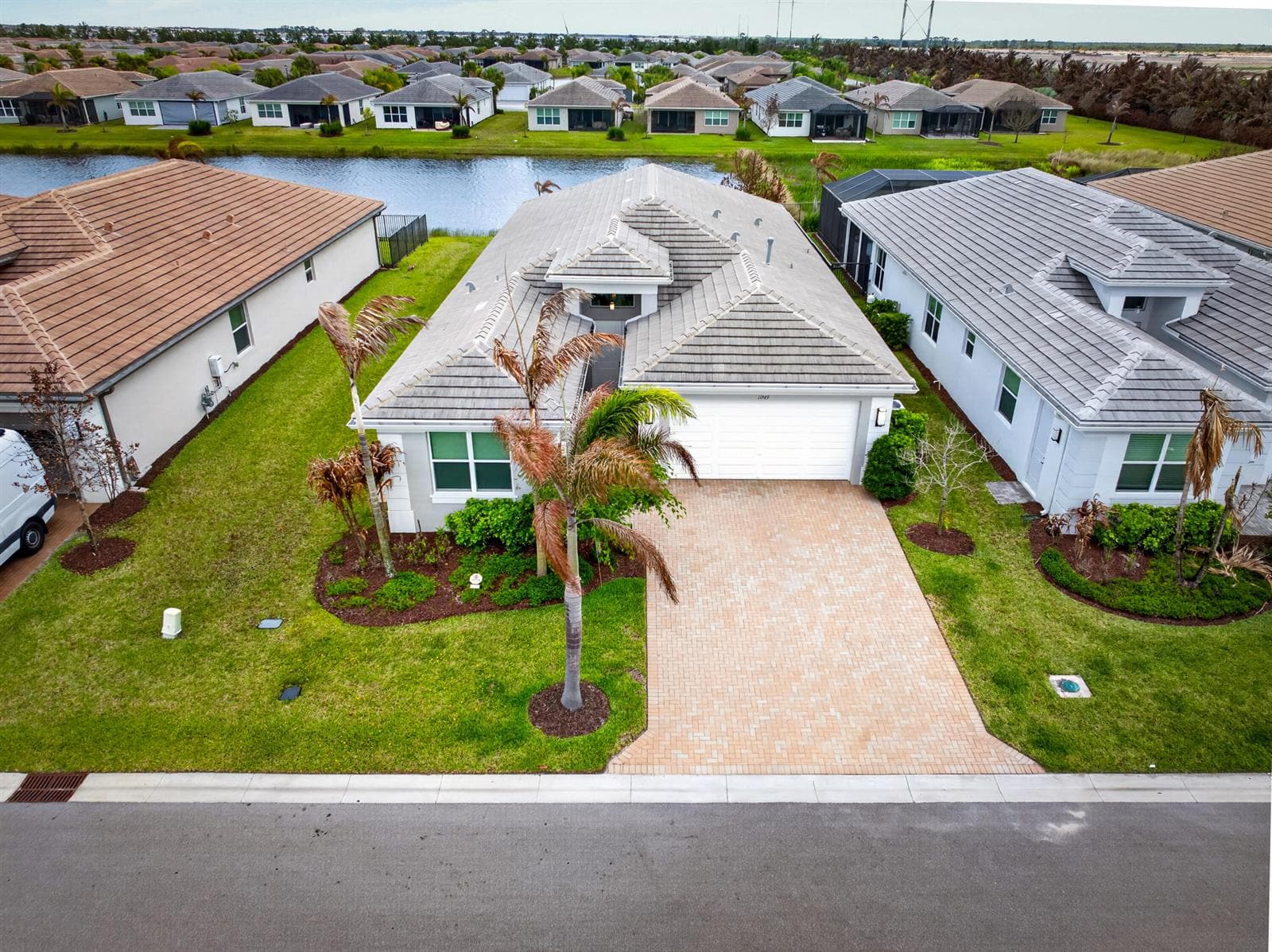 11949 SW Coral Cove Parkway, Port St. Lucie, FL 34987 photo 2