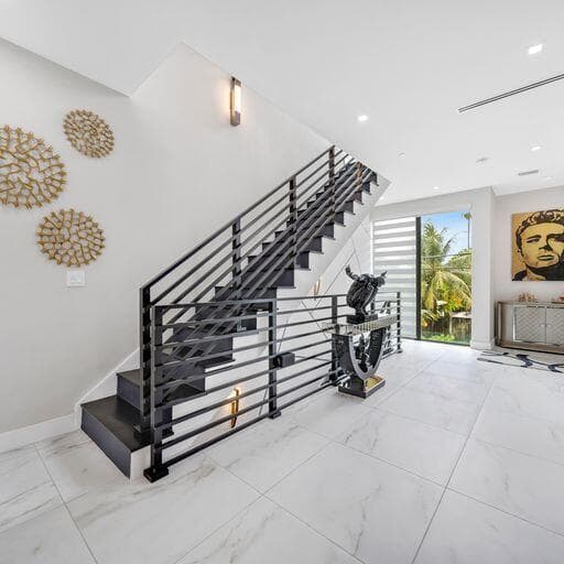 1058 N Victoria Park Road N, Fort Lauderdale, FL 33304 photo 5