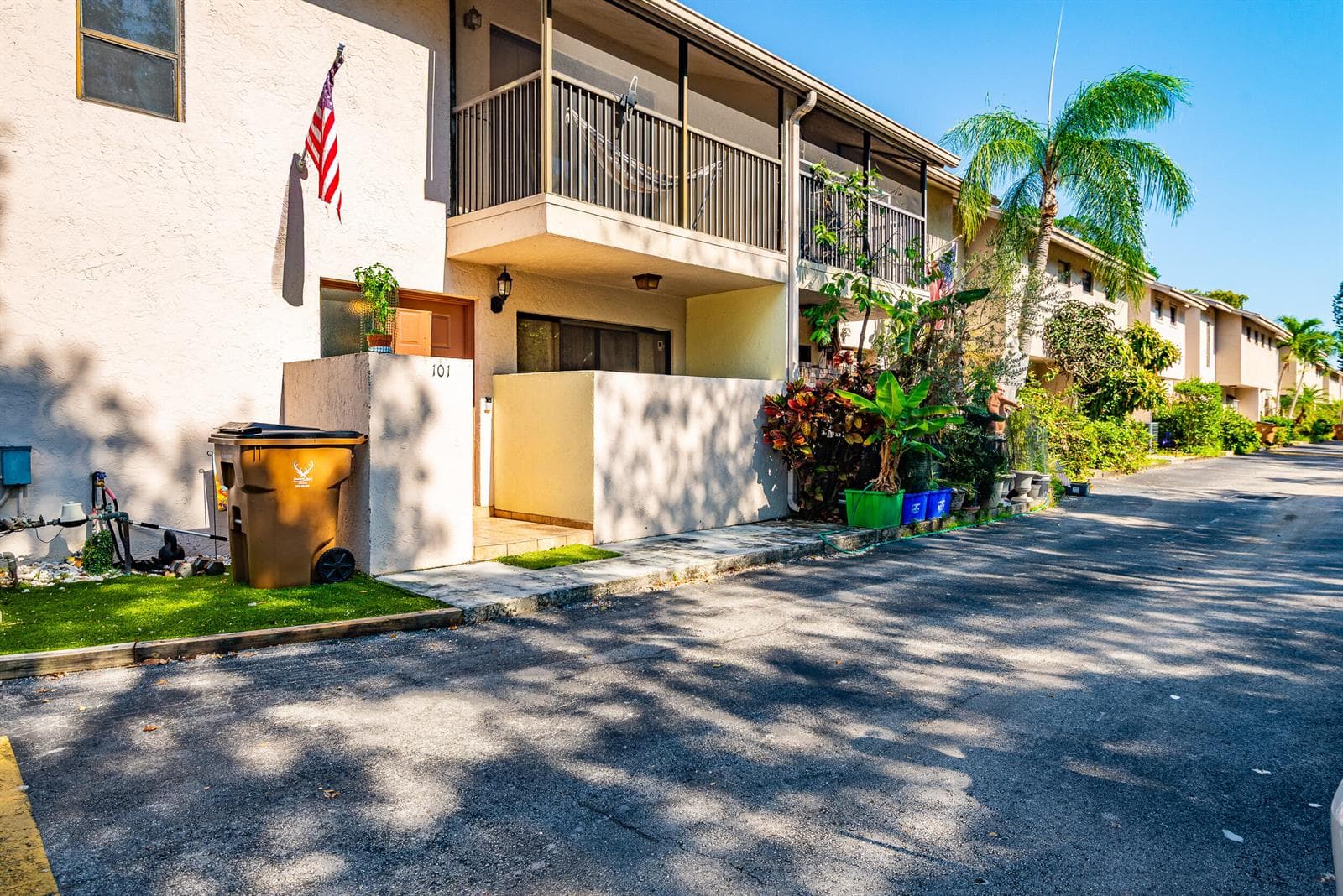 740 SE 1st Way # 101, Deerfield Beach, FL 33441 photo 2