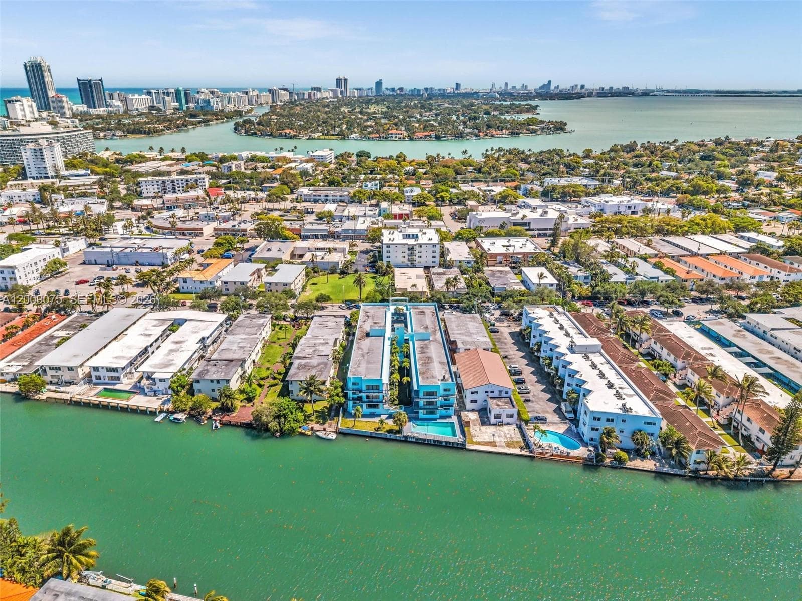 1165 Marseille Dr # 4, Miami Beach, FL 33141 photo 3