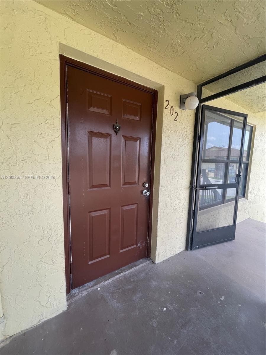 10016 Winding Lake Rd # 202, Sunrise, FL 33351 photo 4