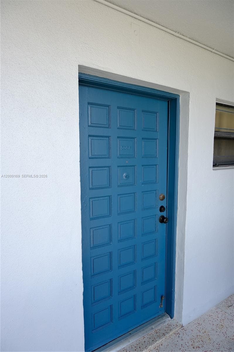 650 NE 149th St # 505F, Miami, FL 33161 photo 2