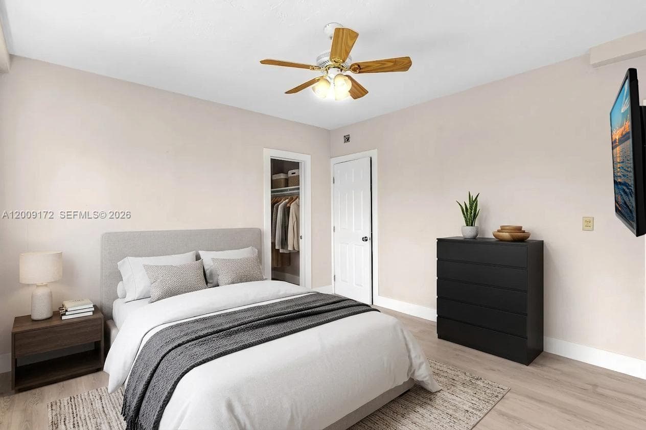 1165 Marseille Dr # 19, Miami Beach, FL 33141 photo 5