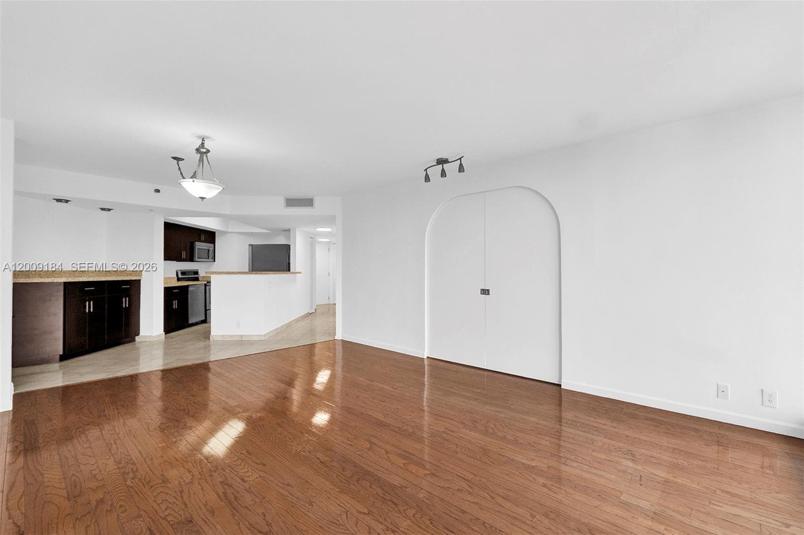 300 Three Islands Blvd # 305, Hallandale Beach, FL 33009 photo 3