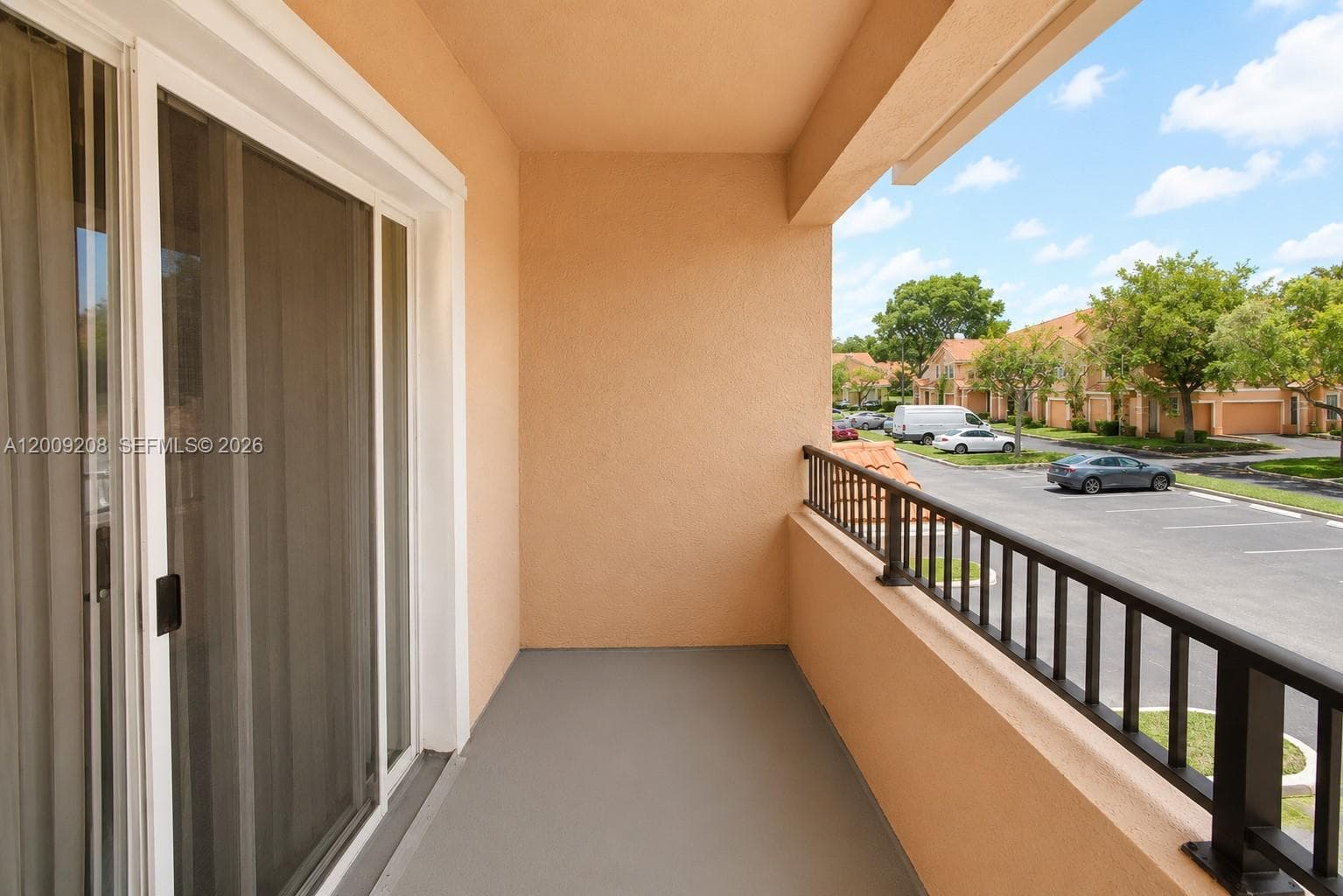 1002 Belmont Ln # 1002, North Lauderdale, FL 33068 photo 3