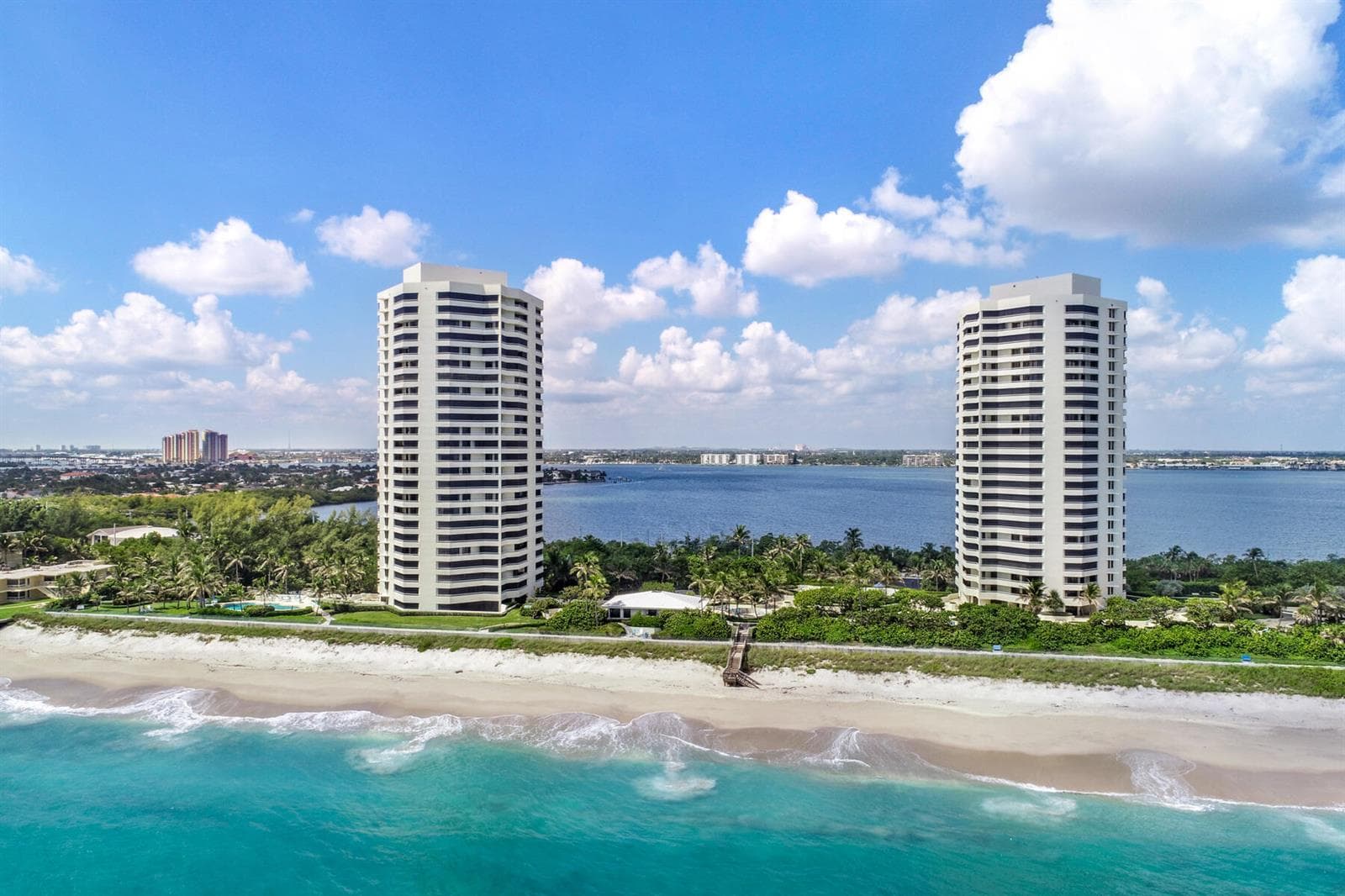 5070 N Ocean Drive # 21c, Singer Island, FL 33404