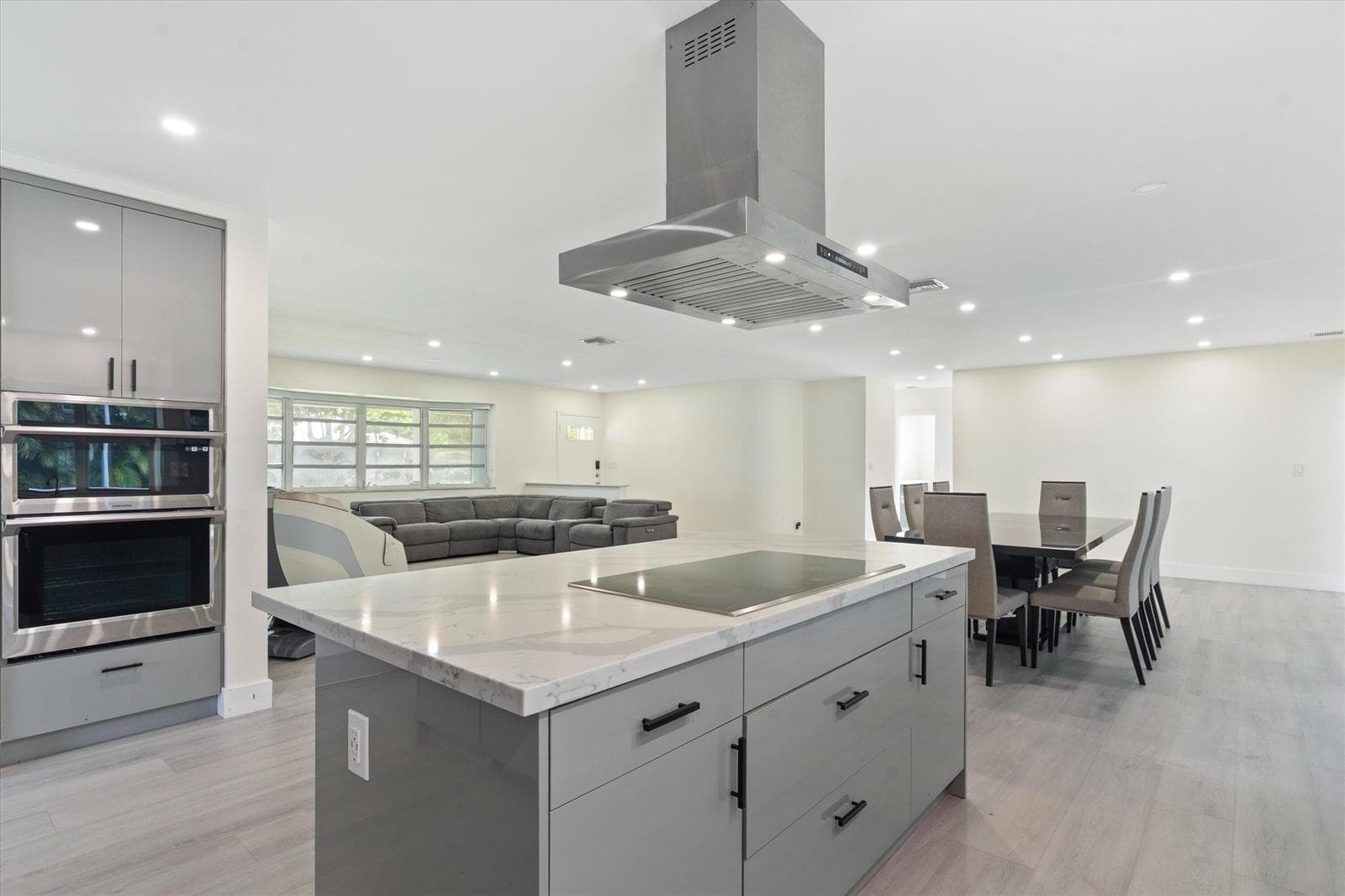 7521 SW 1st Street, Plantation, FL 33317 photo 2