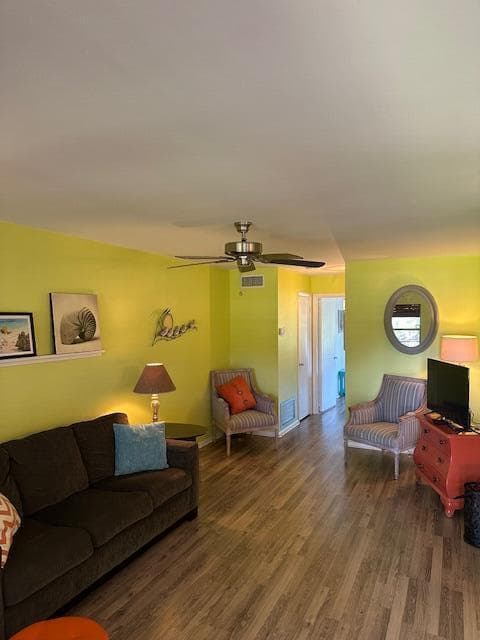 16 Vista Palm Lane # 205, Vero Beach, FL 32962
