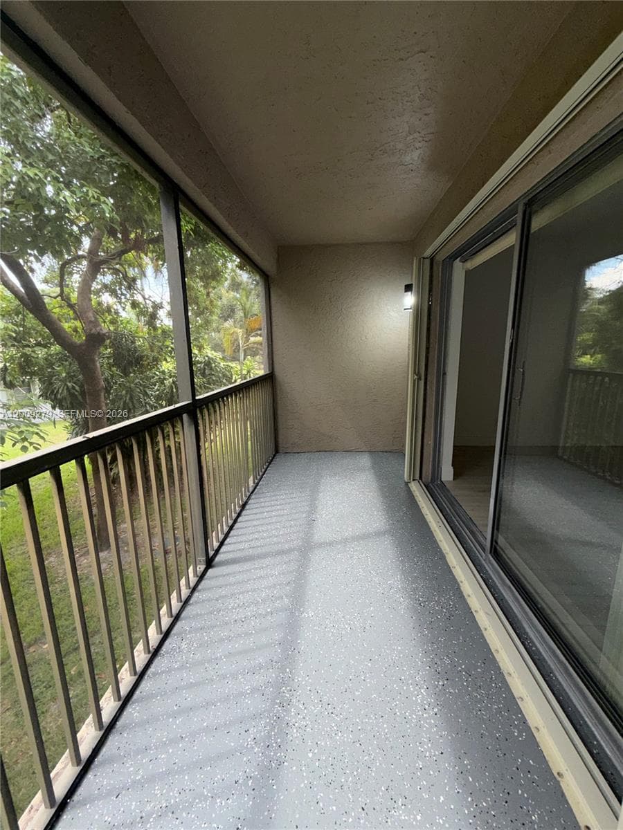 8513 Old Country Mnr # 415, Davie, FL 33328 photo 4