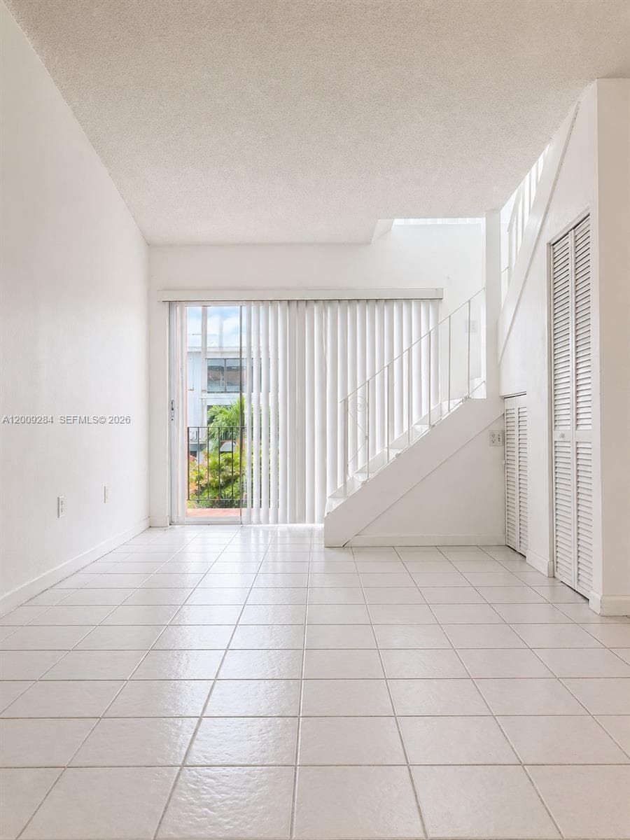 1300 W 47th Pl # 218A, Hialeah, FL 33012 photo 3