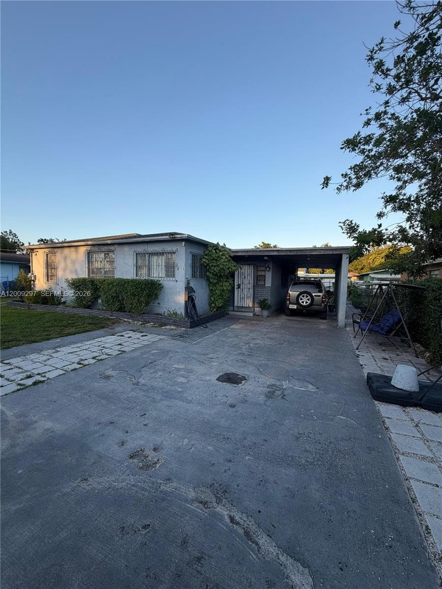 6741 NW 6th Ct, Miami, FL 33150 photo 3