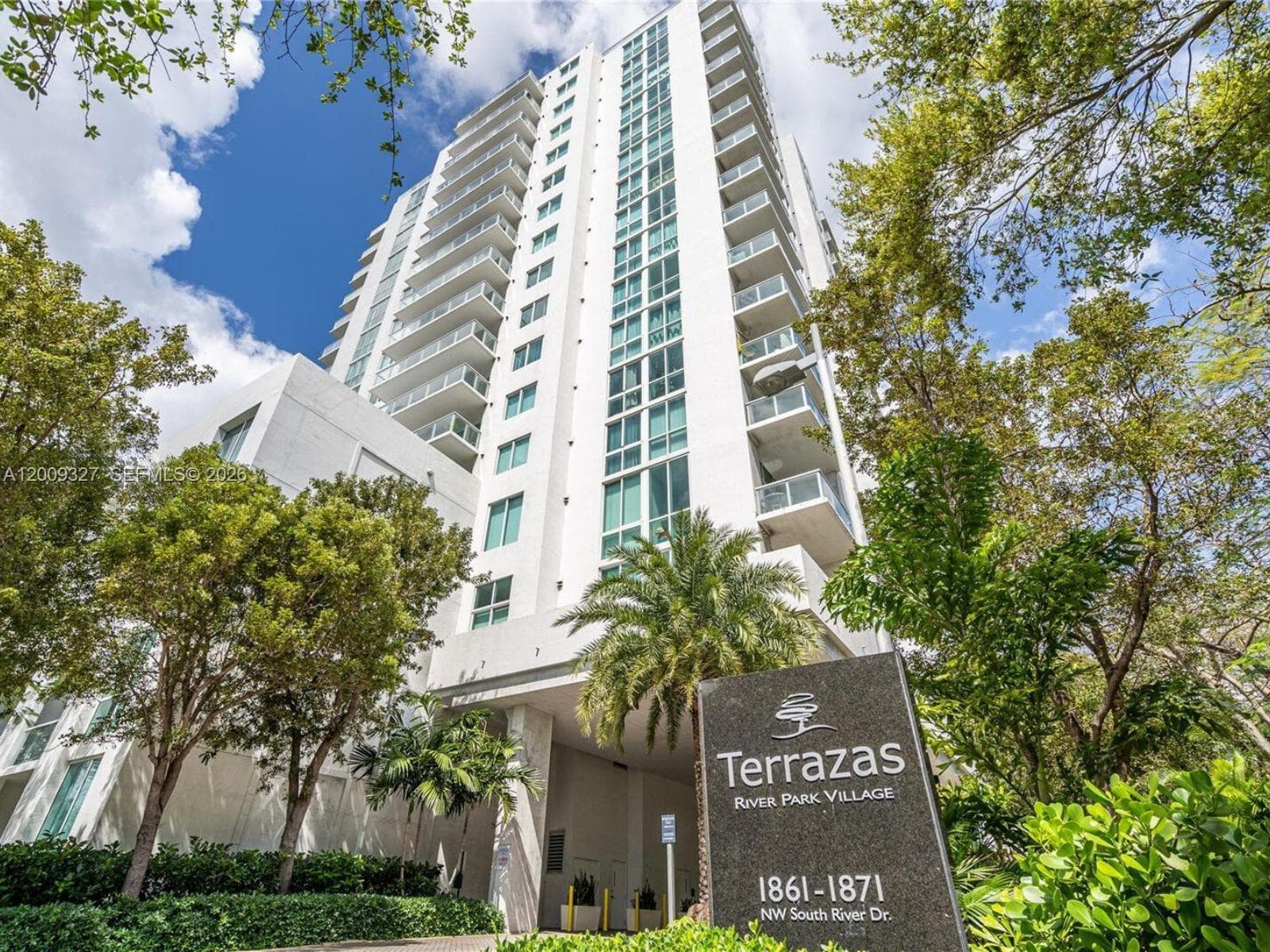 1861 NW S River Dr # 1408, Miami, FL 33125 photo 2
