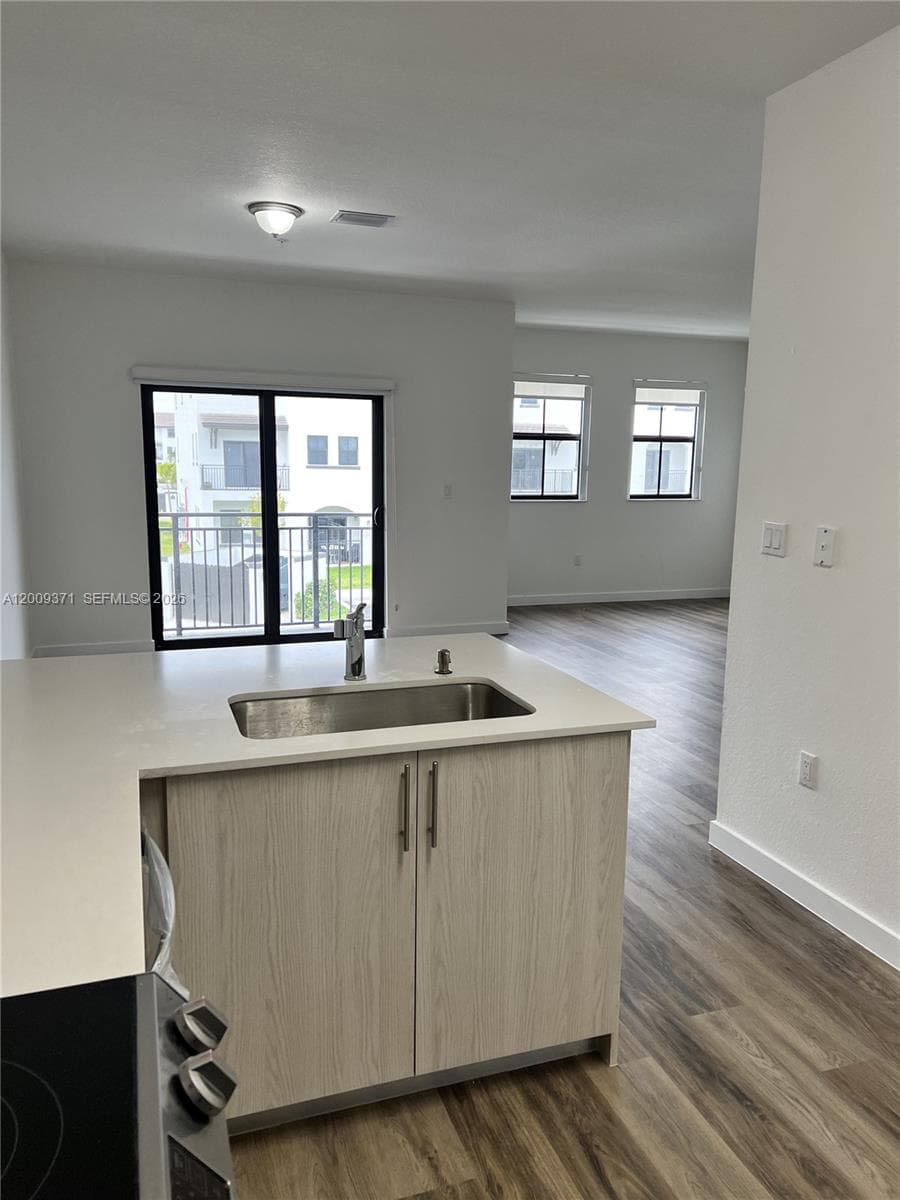 15540 SW 136th St # 206, Miami, FL 33196 photo 2