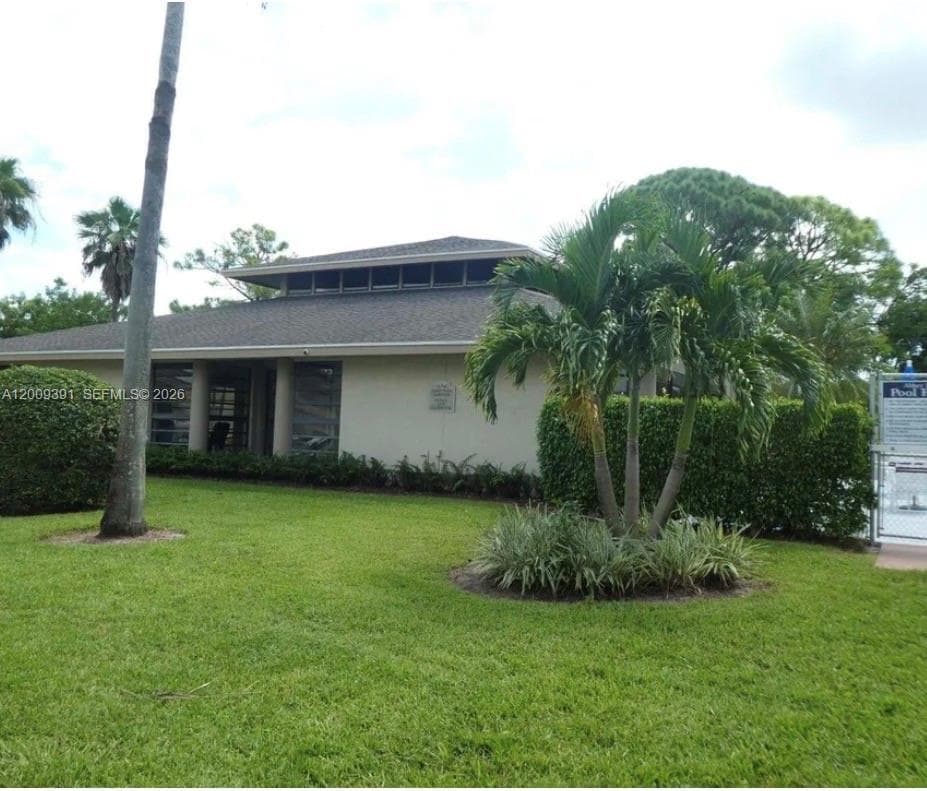 1798 Abbey Rd # 107, West Palm Beach, FL 33415 photo 2