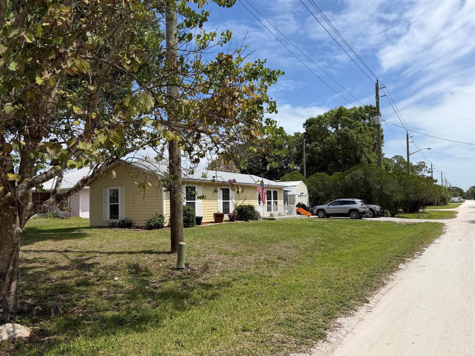 2326 SW 15th St Street SW, Vero Beach, FL 32962 photo 2