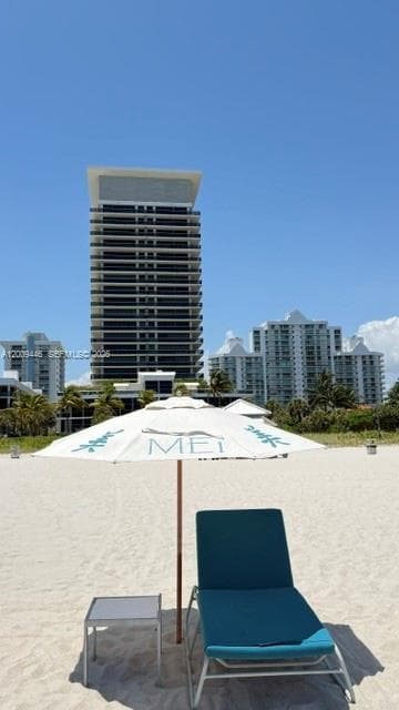 5875 Collins Ave # 708, Miami Beach, FL 33140
