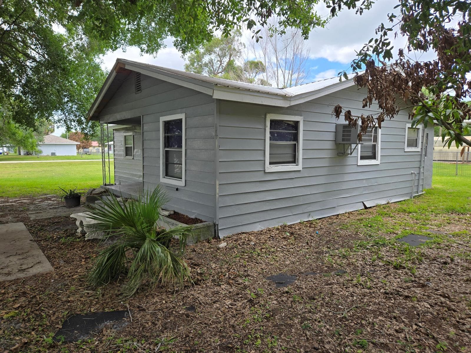 408 NW 10th Avenue, Okeechobee, FL 34974 photo 5