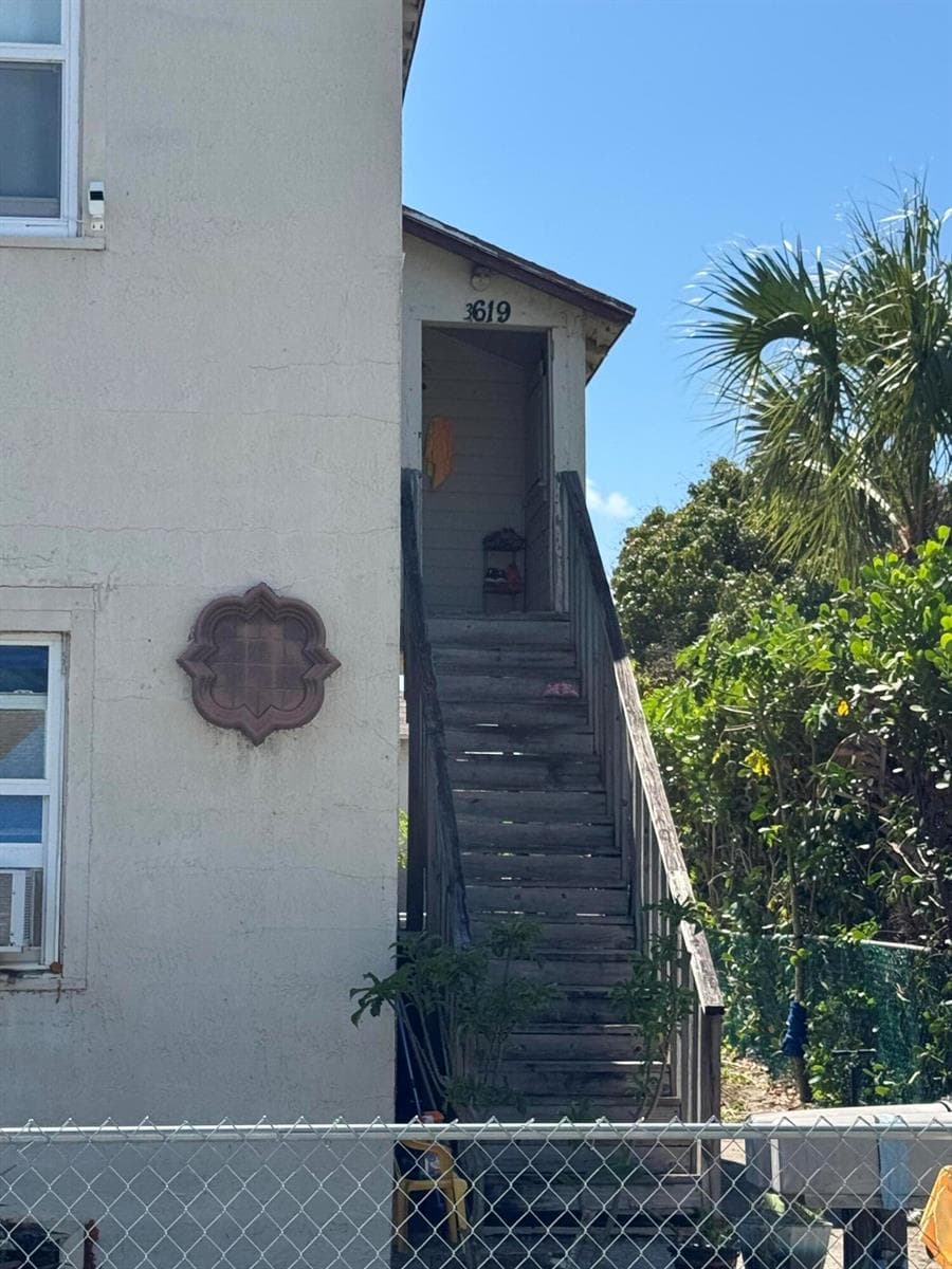 3621 Morton Avenue, West Palm Beach, FL 33405 photo 4