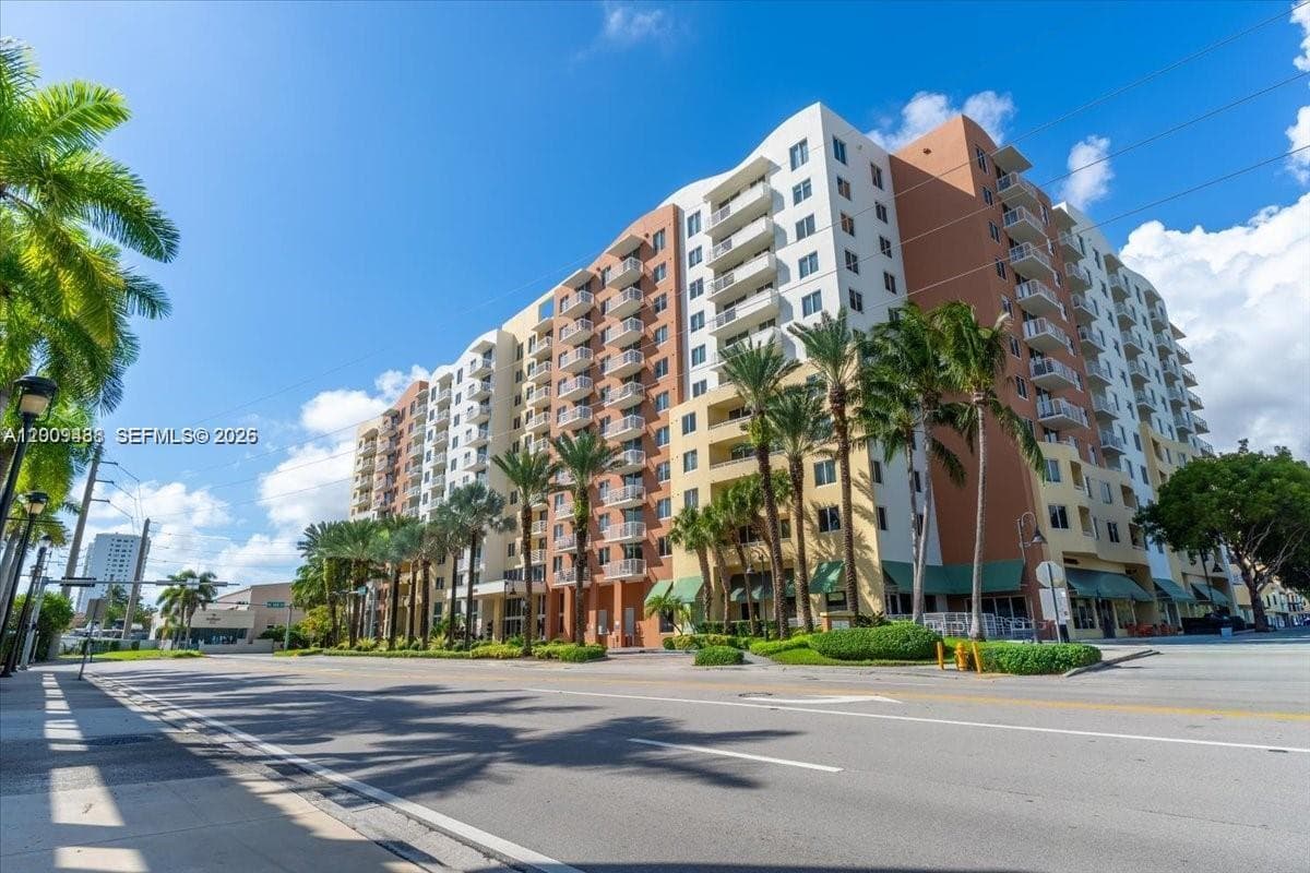 18800 NE 29th Ave # 302, Aventura, FL 33180