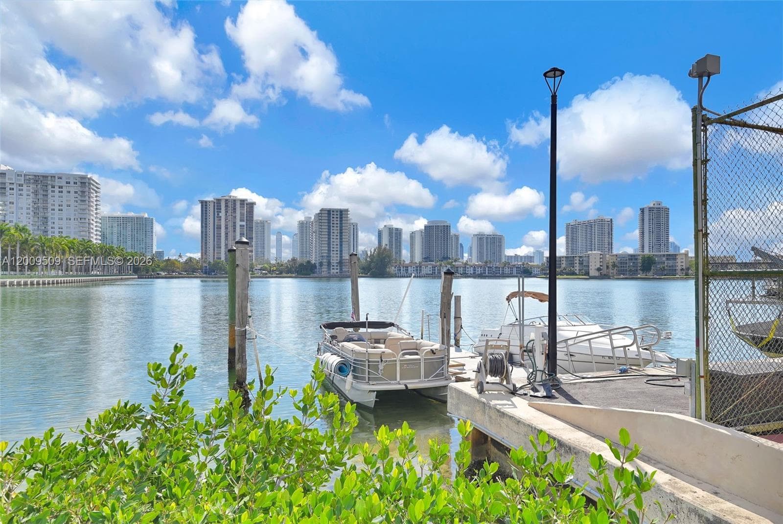 2780 NE 183rd St # 115, Aventura, FL 33160