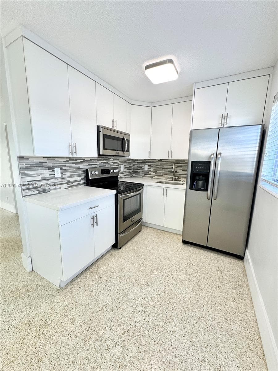 1601 SE 15 # 1B, Fort Lauderdale, FL 33316 photo 5