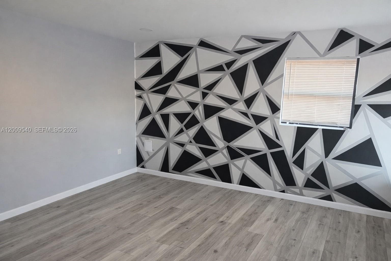 1822 N Dixie Hwy, Hollywood, FL 33020 photo 2