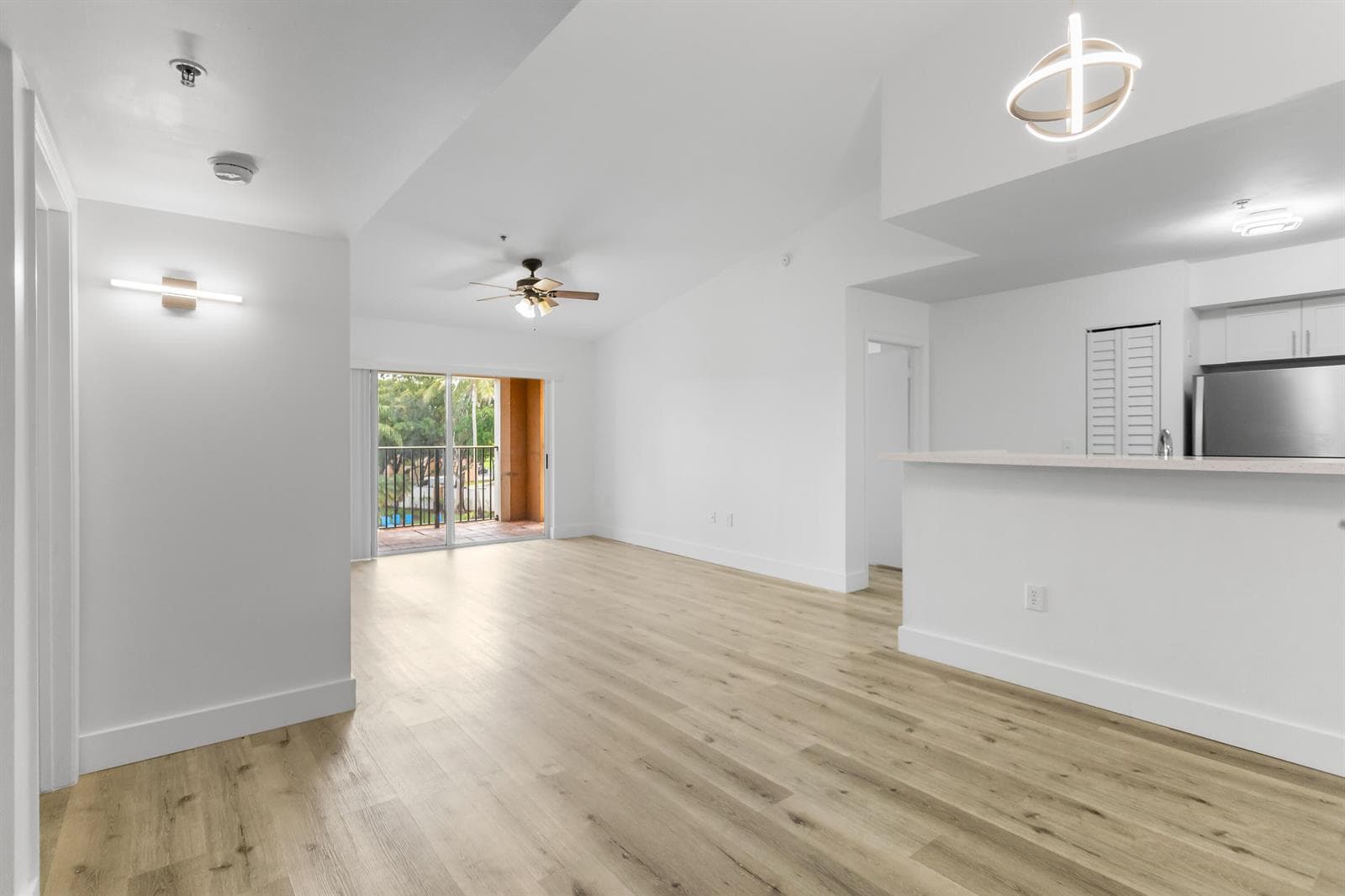 2113 Renaissance Boulevard # 306, Miramar, FL 33025 photo 2