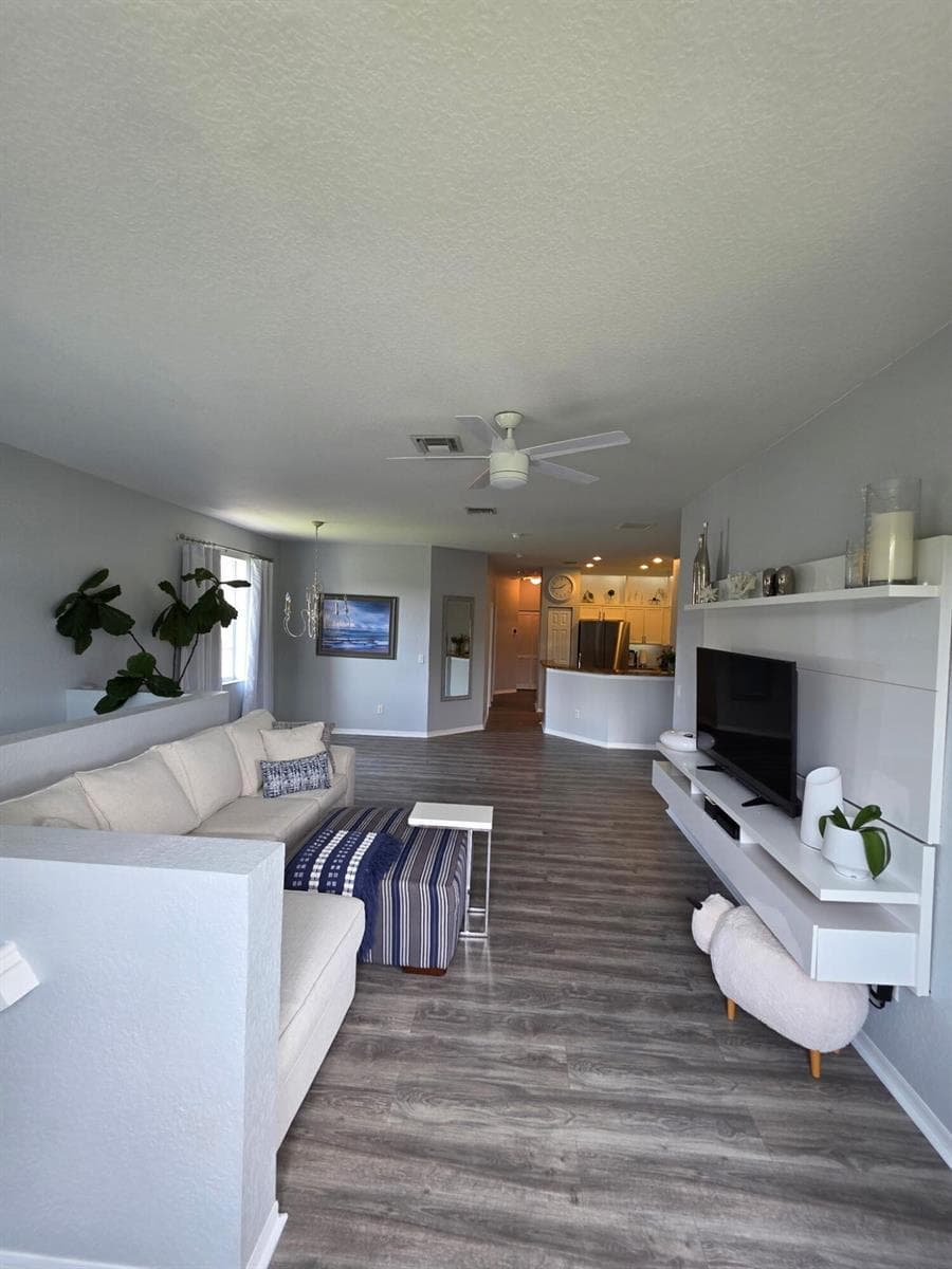 1560 SE Hampshire Way # 204, Stuart, FL 34994 photo 4