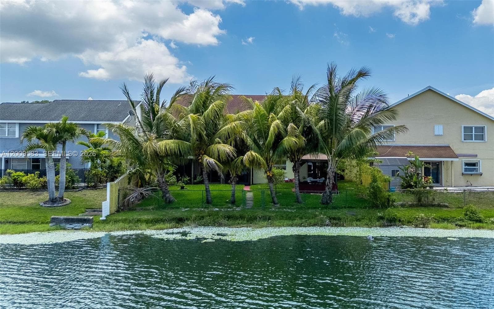 1001 SW 100th Ter, Pembroke Pines, FL 33025 photo 3