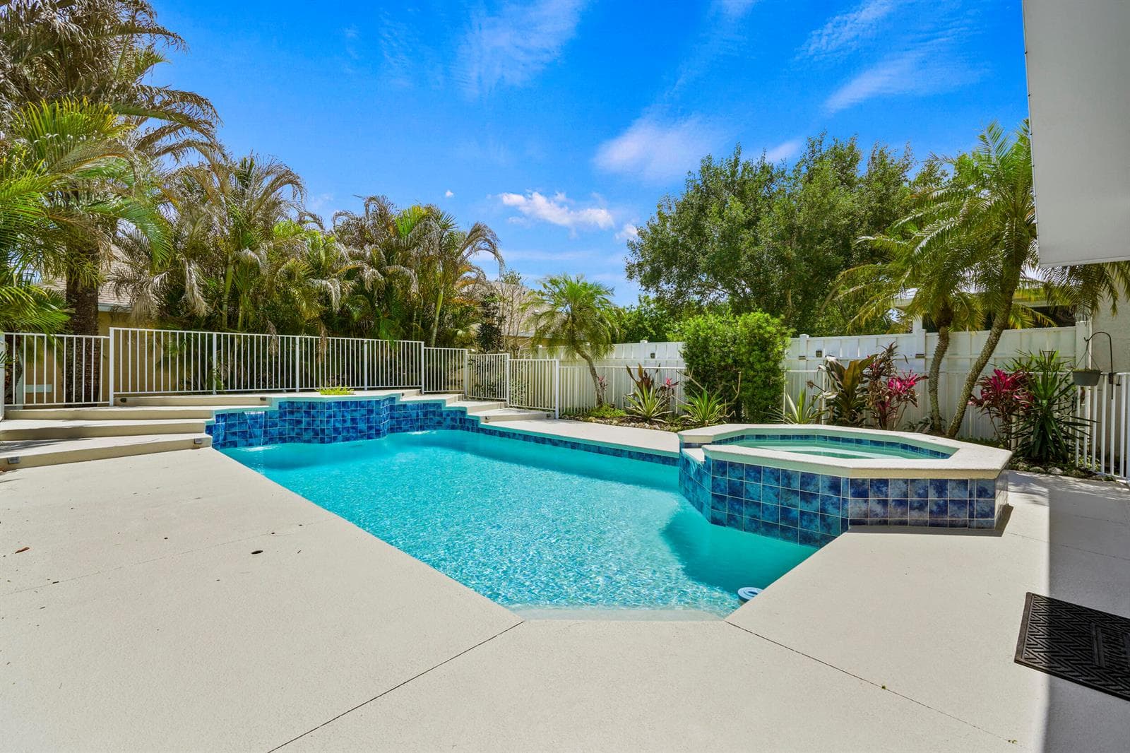 3189 SW Solitaire Palm Drive, Palm City, FL 34990 photo 3