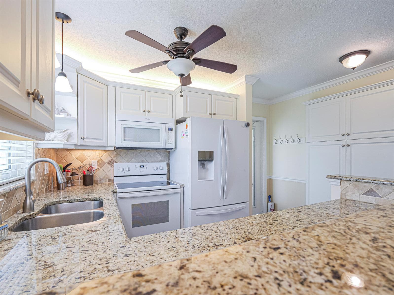 26 Pine Arbor Lane # 201, Vero Beach, FL 32962 photo 4