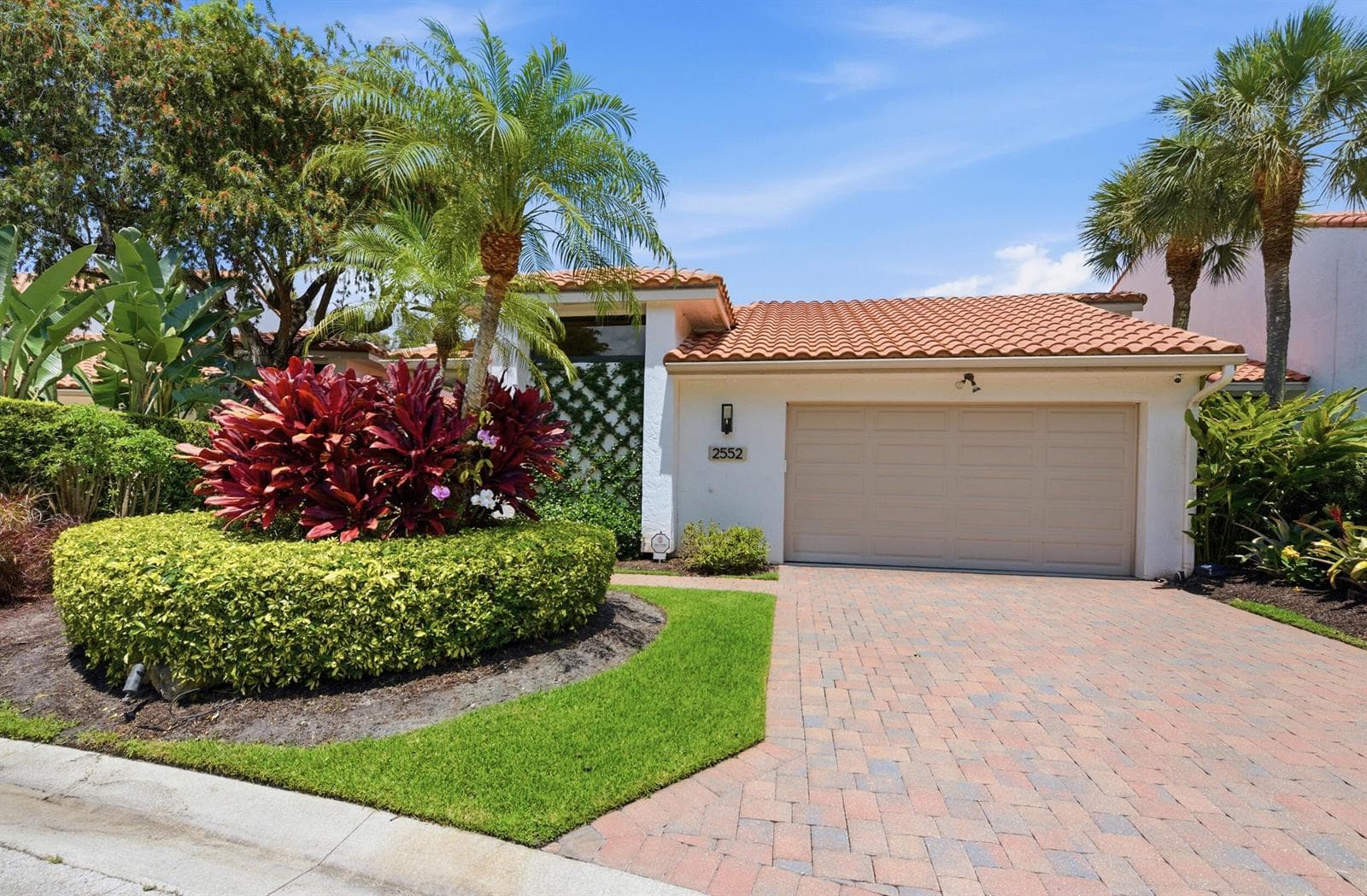2552 Sheltingham Drive, Wellington, FL 33414 photo 2