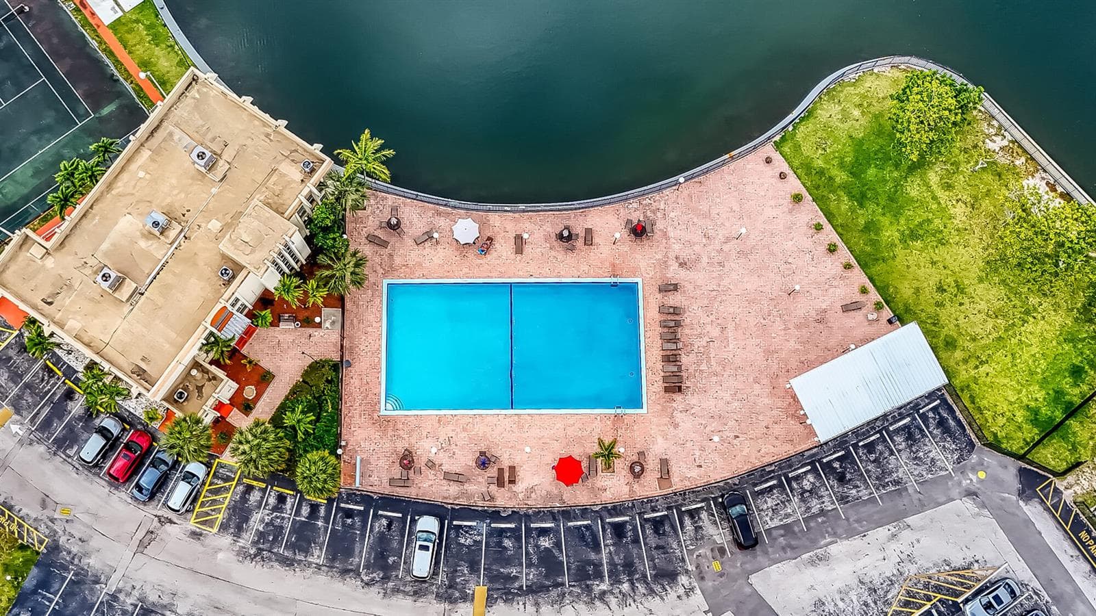 2000 Atlantic Shores Boulevard # Apt 410, Hallandale Beach, FL 33009 photo 2