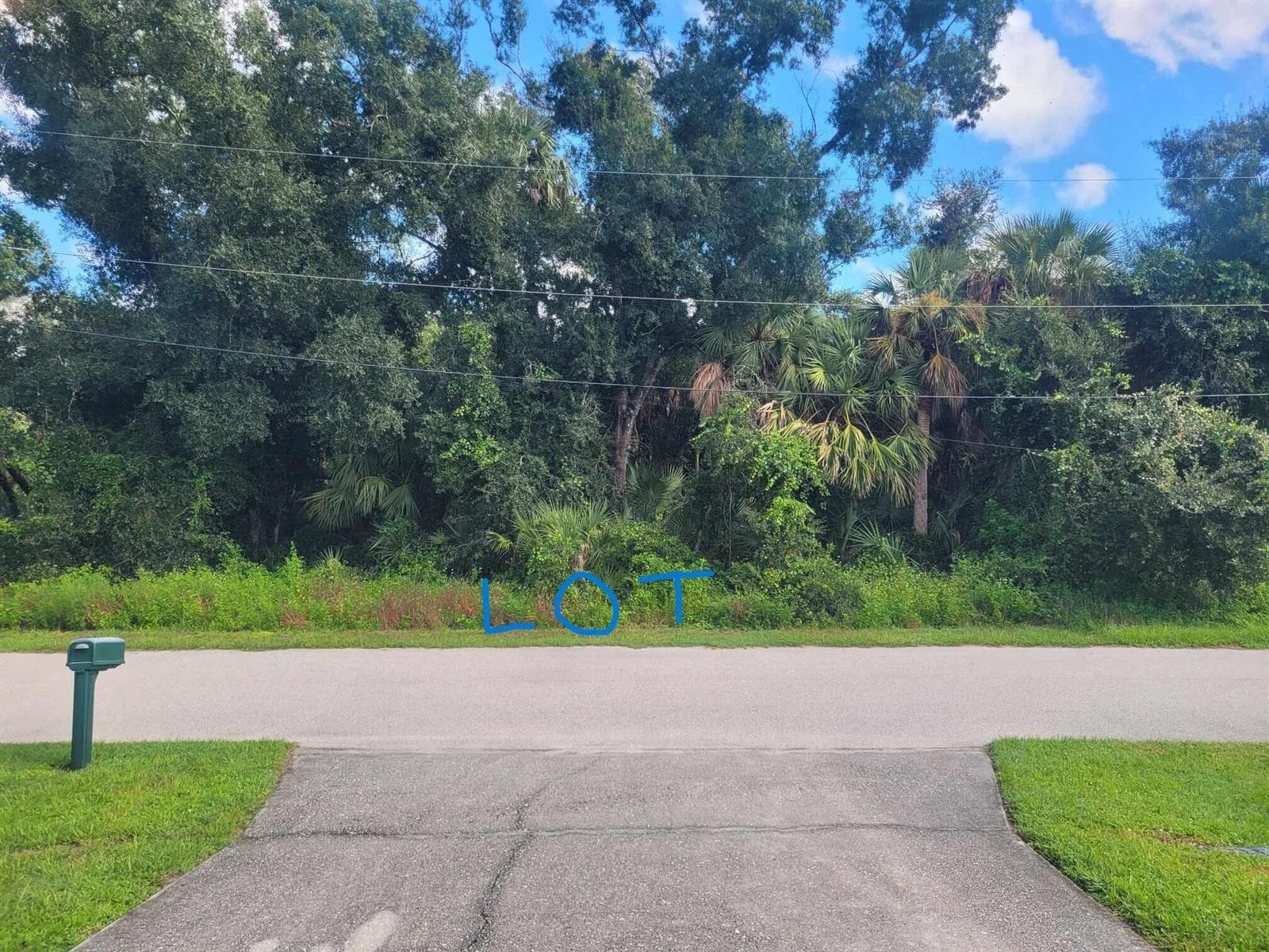 000 April Avenue, North Port, FL 34288 photo 5