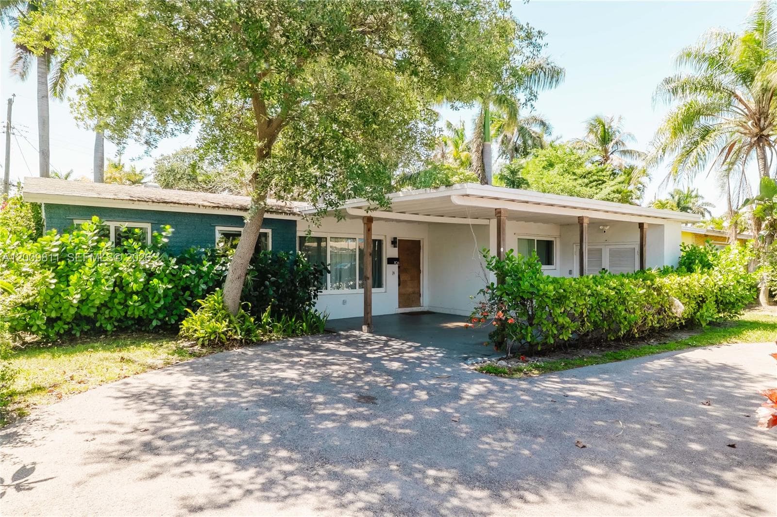 1106 N 13th Ct, Hollywood, FL 33019 photo 3