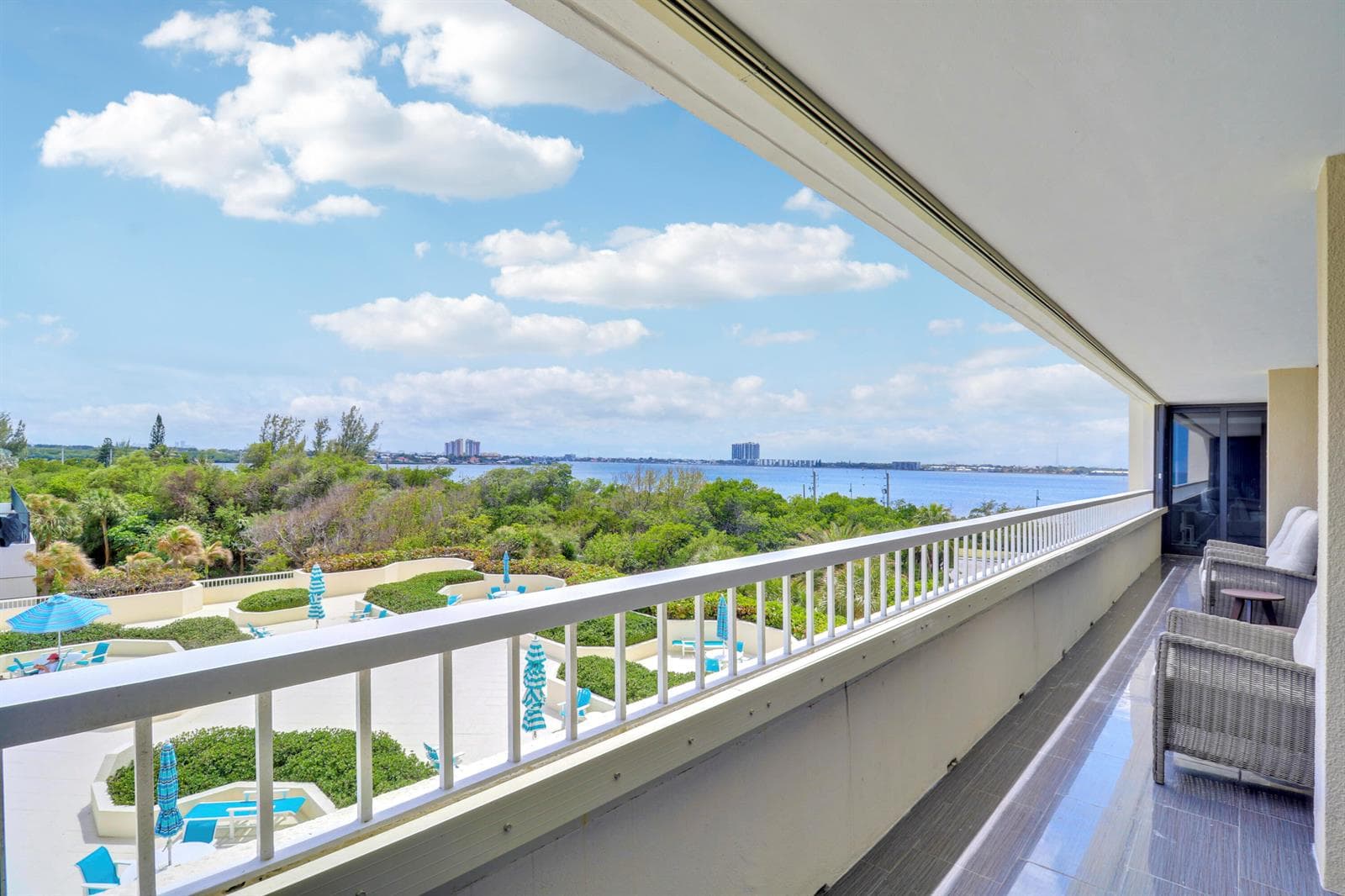 5280 N Ocean Drive # 2f, Riviera Beach, FL 33404 photo 2