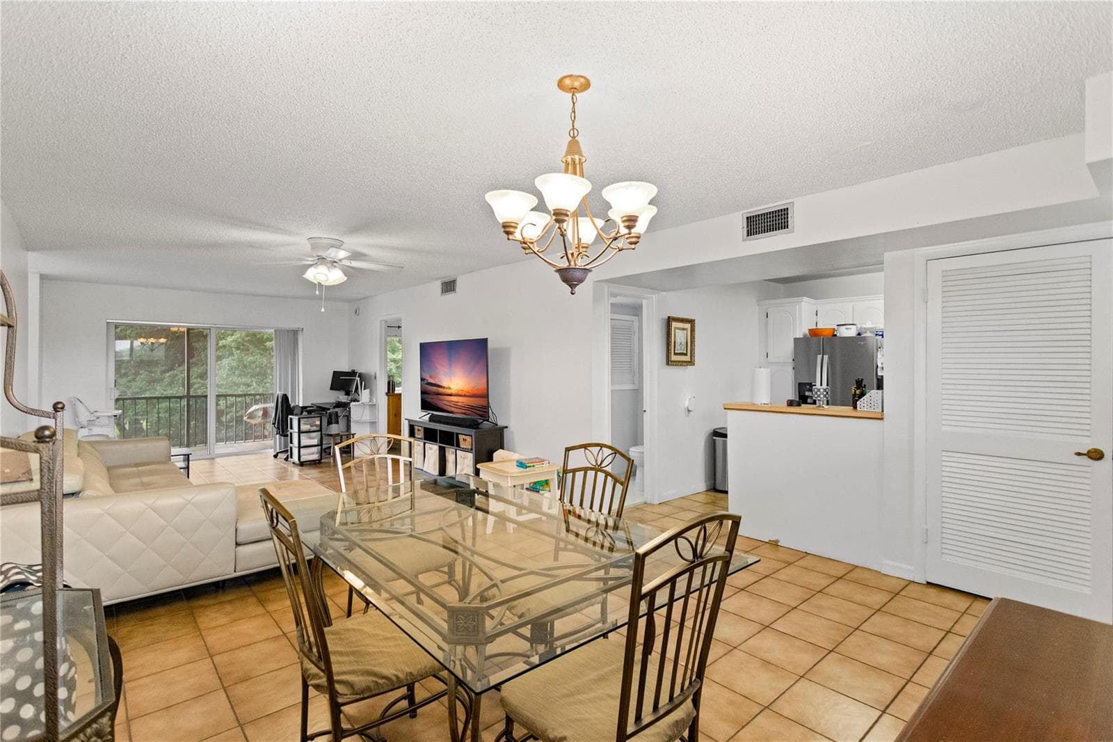 8990 S Hollybrook Boulevard # Unit 305, Pembroke Pines, FL 33025 photo 5