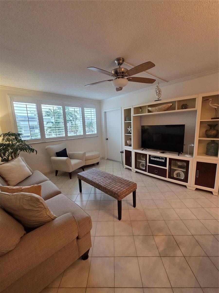 1333 E Hallandale Beach Boulevard # 305, Hallandale Beach, FL 33009 photo 5