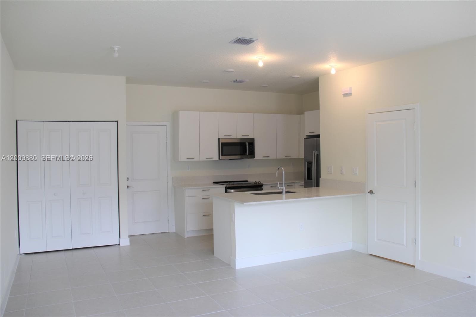 4272 NW 82nd Ave # 4272, Doral, FL 33166 photo 3