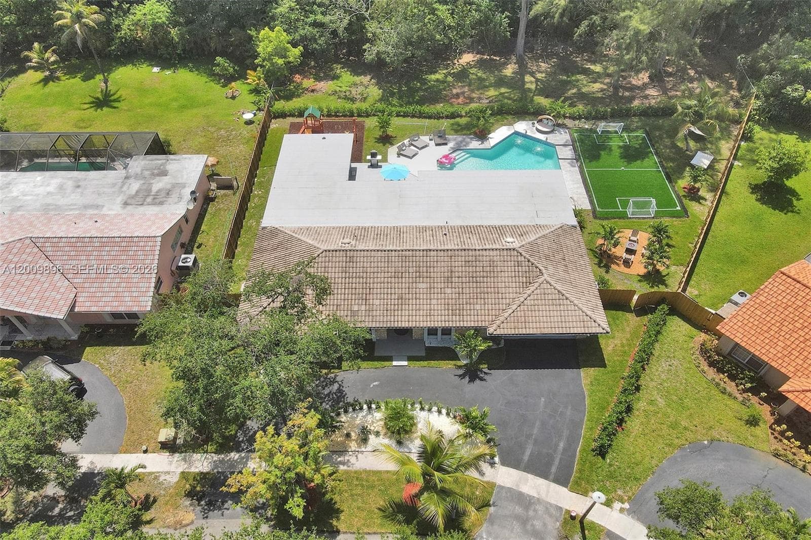 1960 SW 51st Ter, Plantation, FL 33317 photo 2