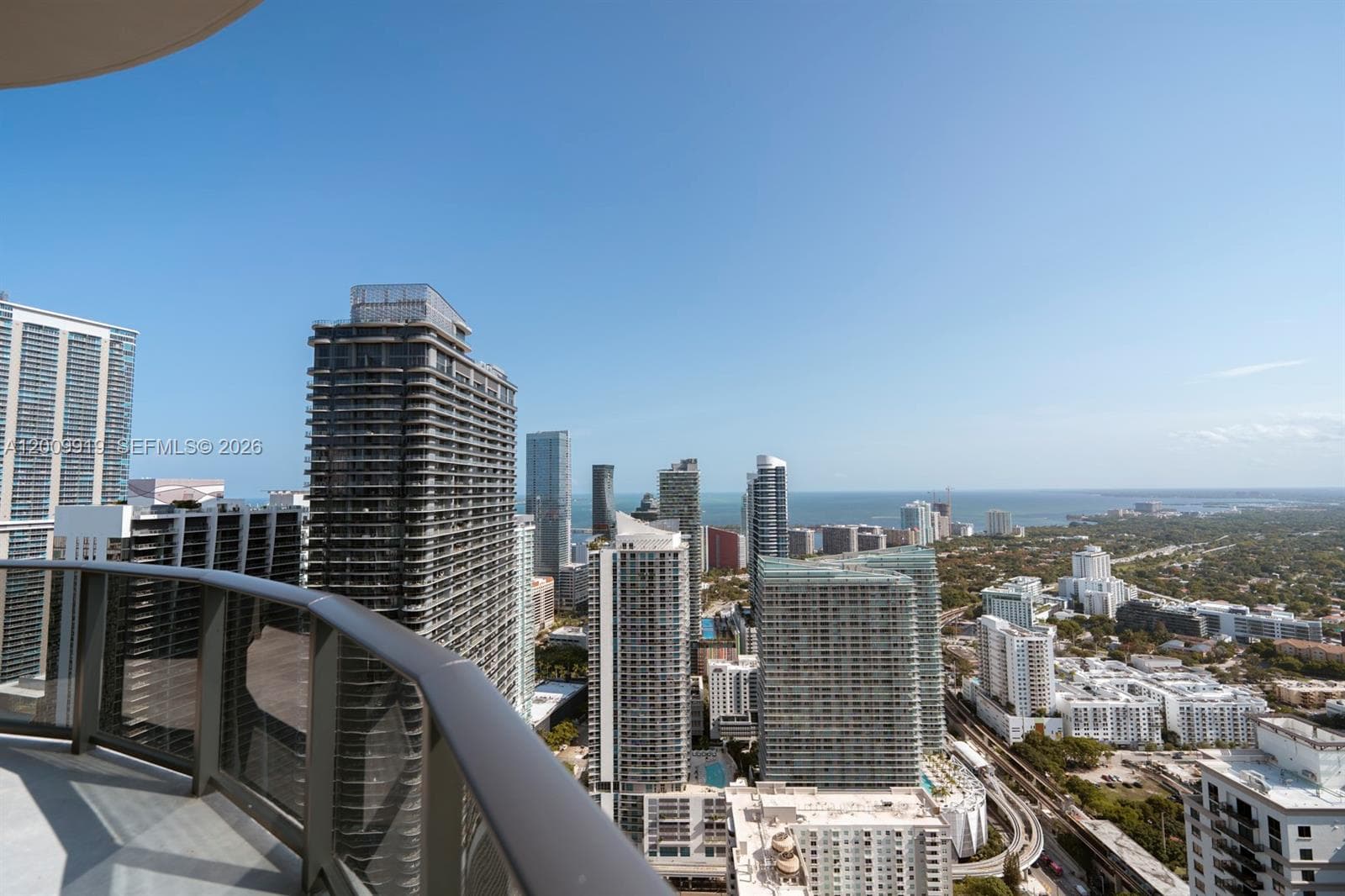 45 SW 9th St # 4906, Miami, FL 33130 photo 3